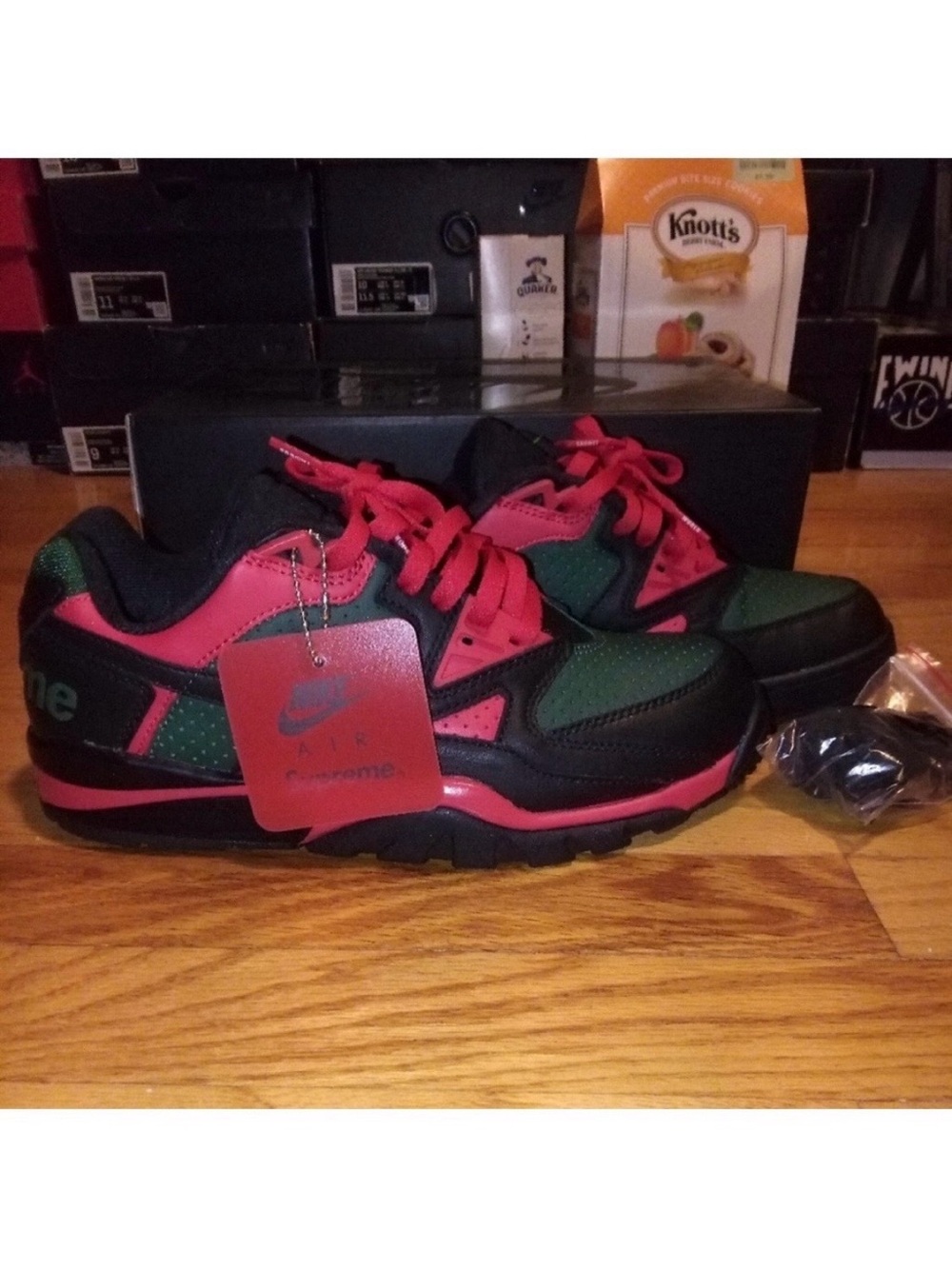 Supreme x Nike Air Cross Trainer 3 Low Black Size 9M CJ5291-001